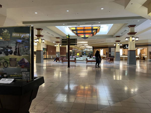 Lansing Mall - Aug 13 2022 (newer photo)